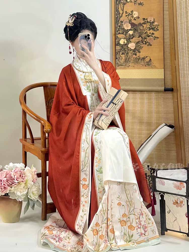Ming-dynastie Hanfu-pakken voo - Embroidery Horse recensie en prijs